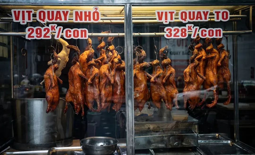 découvrez la richesse de la cuisine vietnamienne avec ses saveurs authentiques, ses plats traditionnels et ses ingrédients frais pour un voyage culinaire inoubliable.