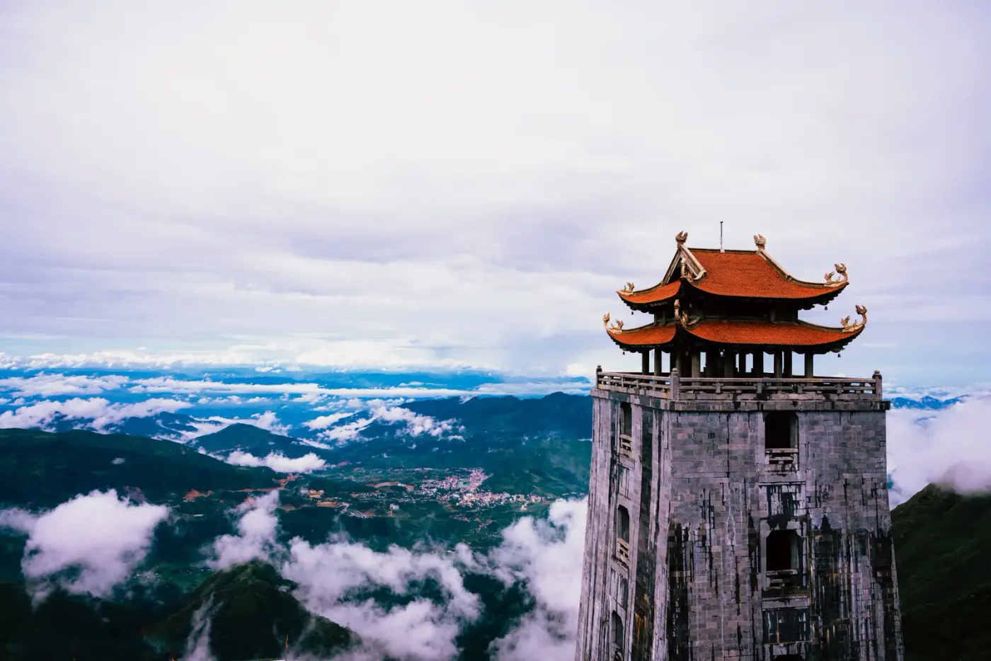 temple-dans-les-airs