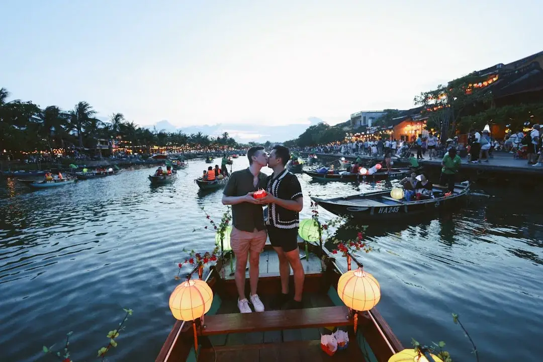 guide de voyage au vietnam : découvrez les incontournables, conseils pratiques, culture, gastronomie et astuces pour un séjour inoubliable.