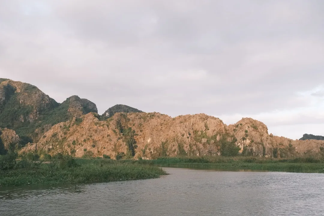 vietnam river travel